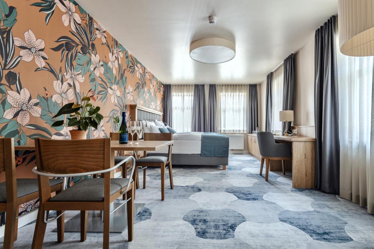 Hotel & Restaurant Roedersaal Grossrohrsdorf Zewnętrze zdjęcie